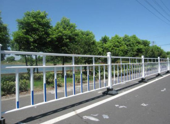 交通護欄 交通護欄