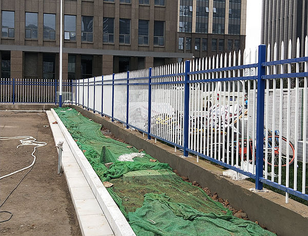 鋅鋼護(hù)欄 鋅鋼護(hù)欄